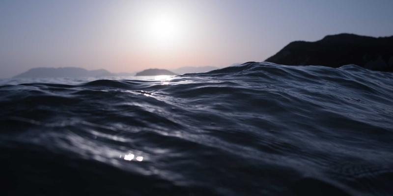 刀锋游戏如何选择？深度解析Unity与Unreal Engine 5在手机游戏开发中的技术对决