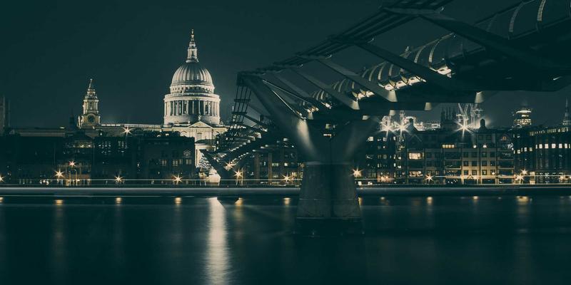 开放世界地图设计哲学：《艾尔登法环》与《王国之泪》探索机制深度评测